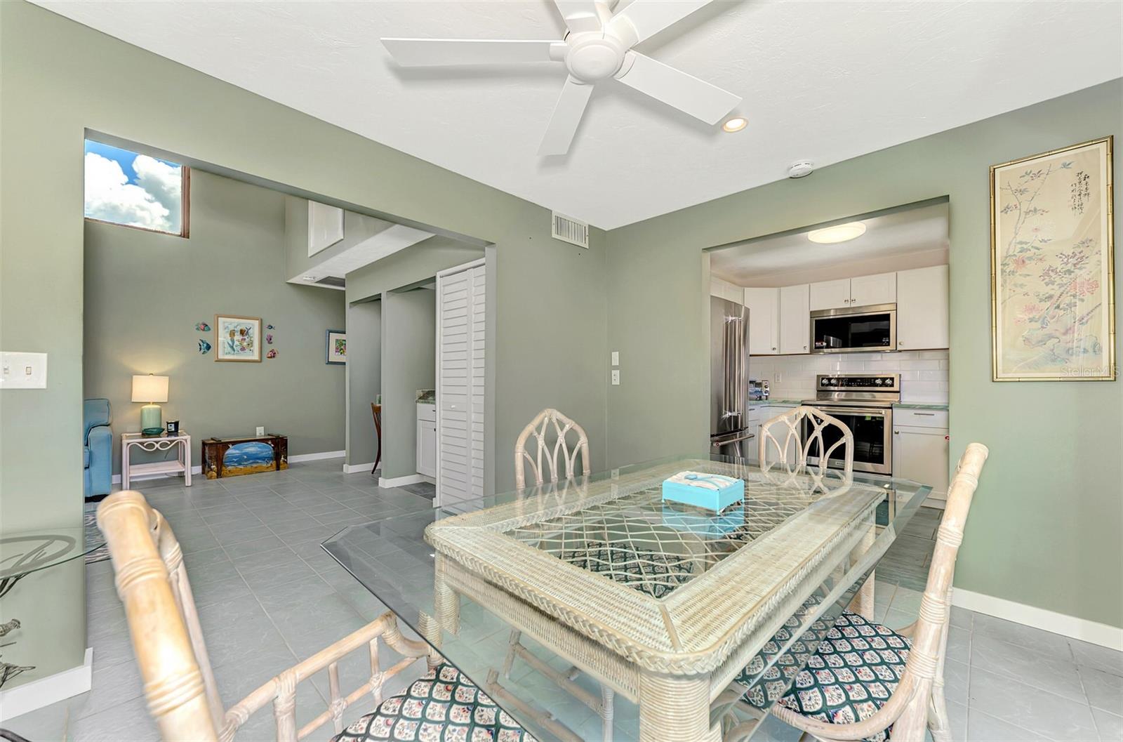 ADMIRALS POINT CONDO - Residential