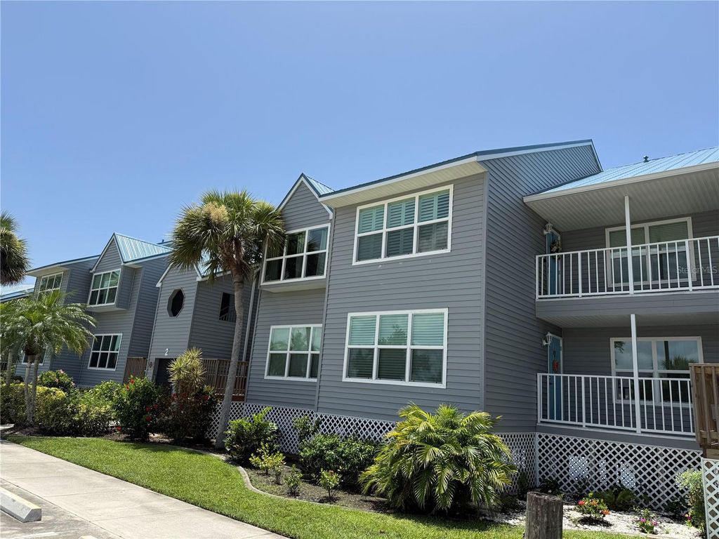 Photo of 4410 Warren Avenue #204, Port Charlotte, FL 33953 (MLS # C7512855)