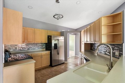Tiny photo for 5336 Edgewater Way #5336, Oxford, FL 34484 (MLS # O6406258)
