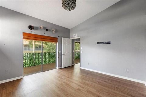 Tiny photo for 5336 Edgewater Way #5336, Oxford, FL 34484 (MLS # O6406258)