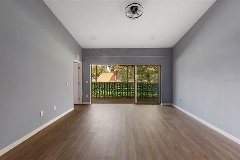 Tiny photo for 5336 Edgewater Way #5336, Oxford, FL 34484 (MLS # O6406258)