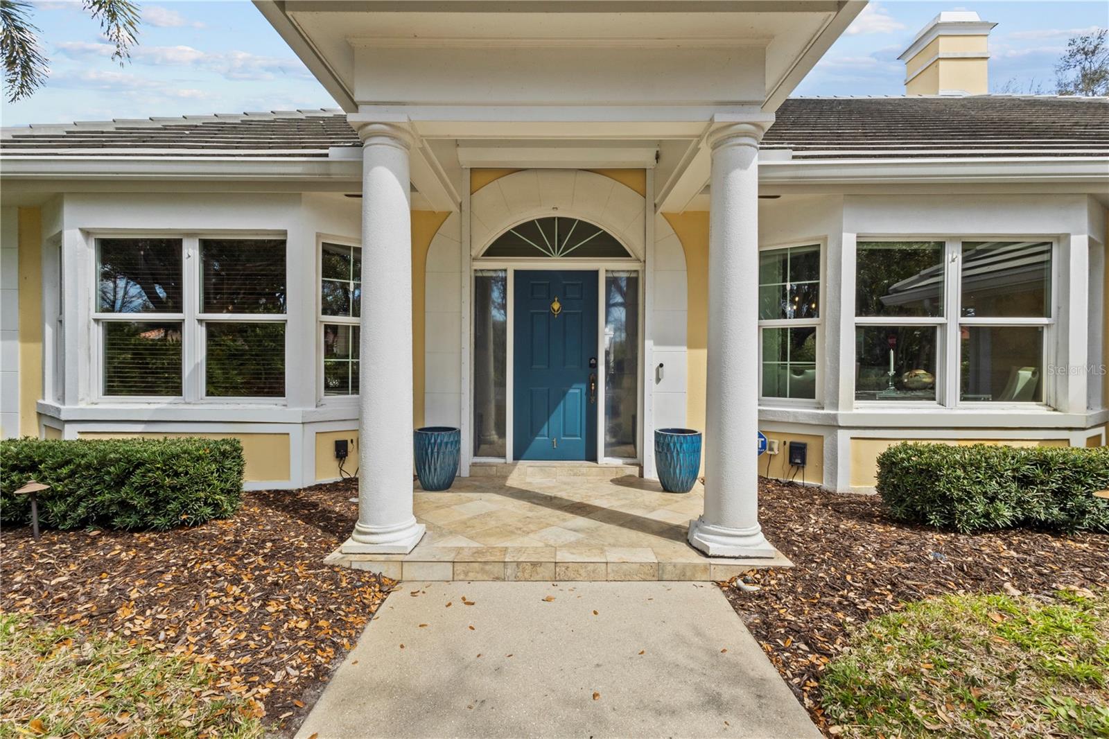 1 N CAYMAN ISLES BOULEVARD