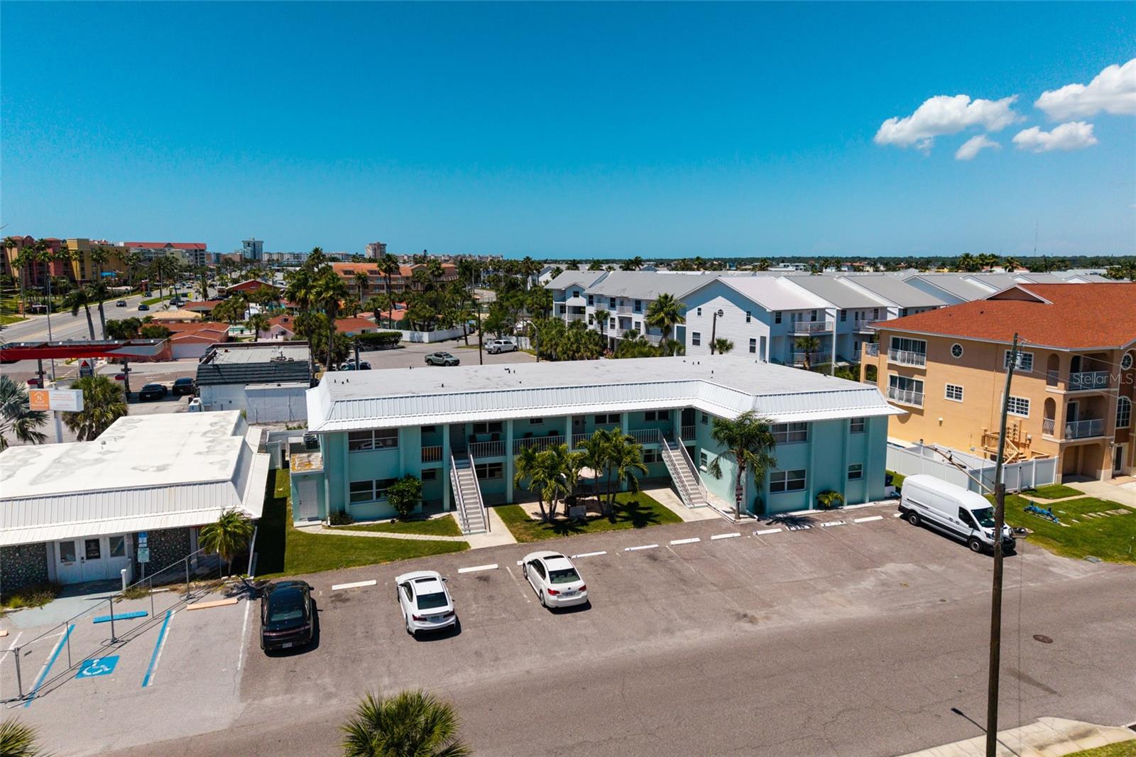 PARK-VUE CONDO - Residential