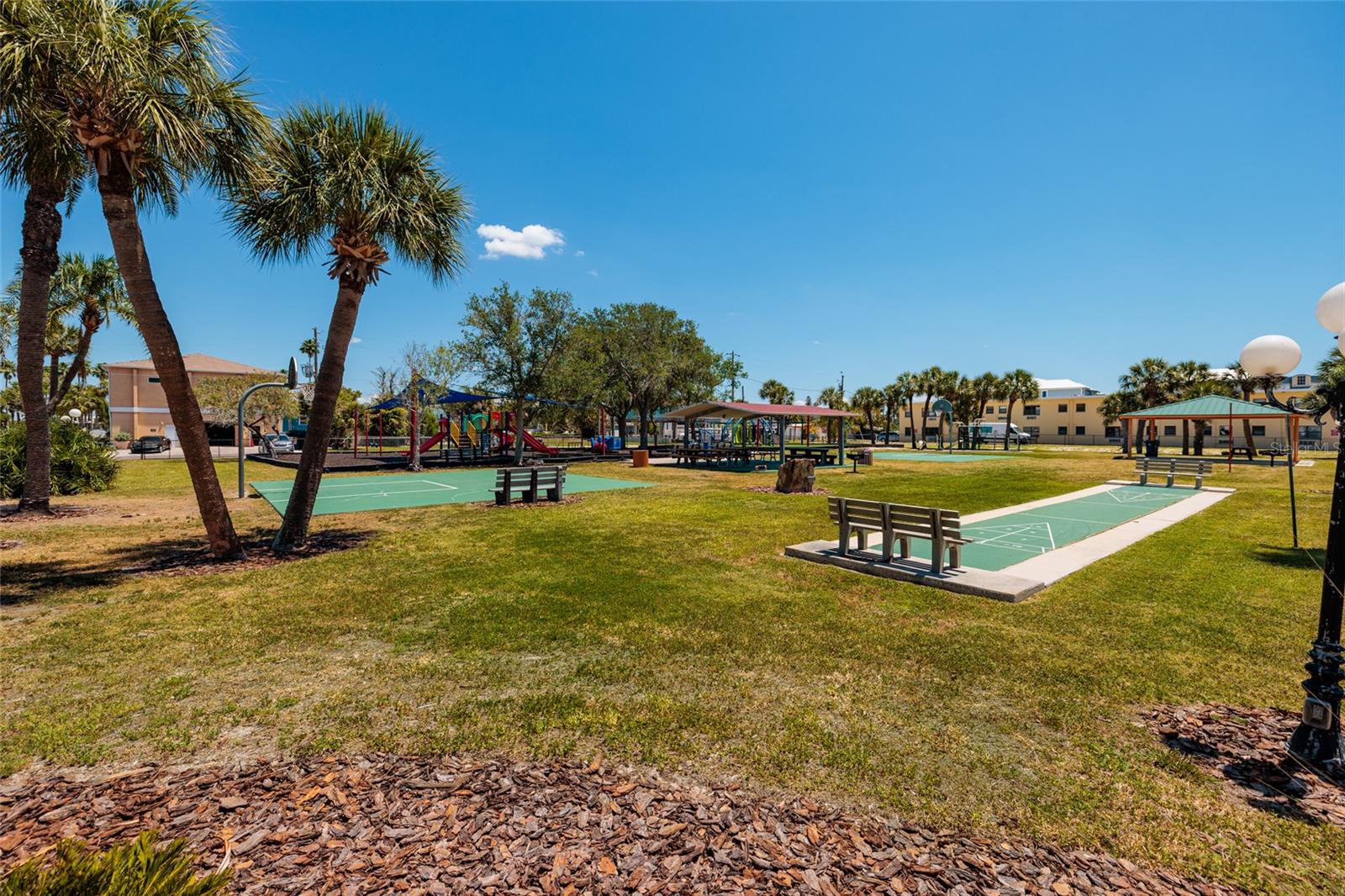 PARK-VUE CONDO - Residential