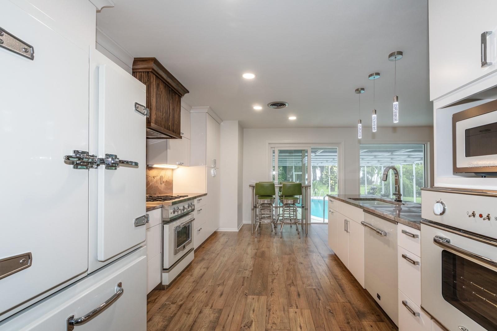 TAVARES LAKEWOOD PARK - Residential