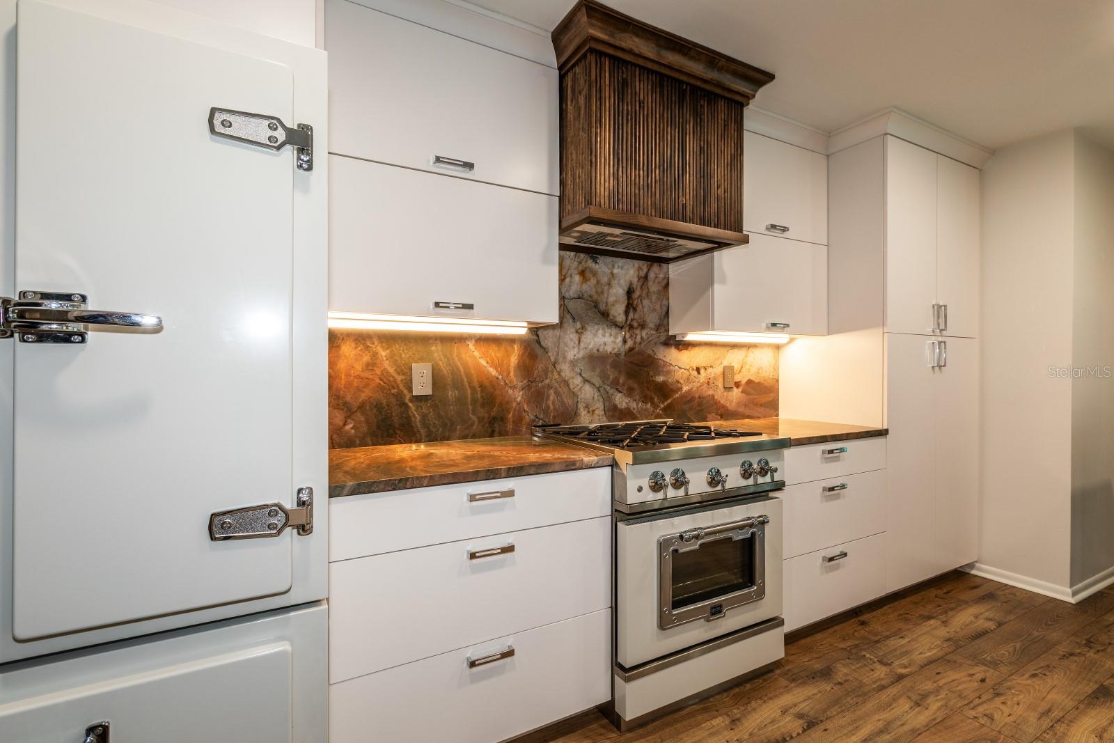 TAVARES LAKEWOOD PARK - Residential