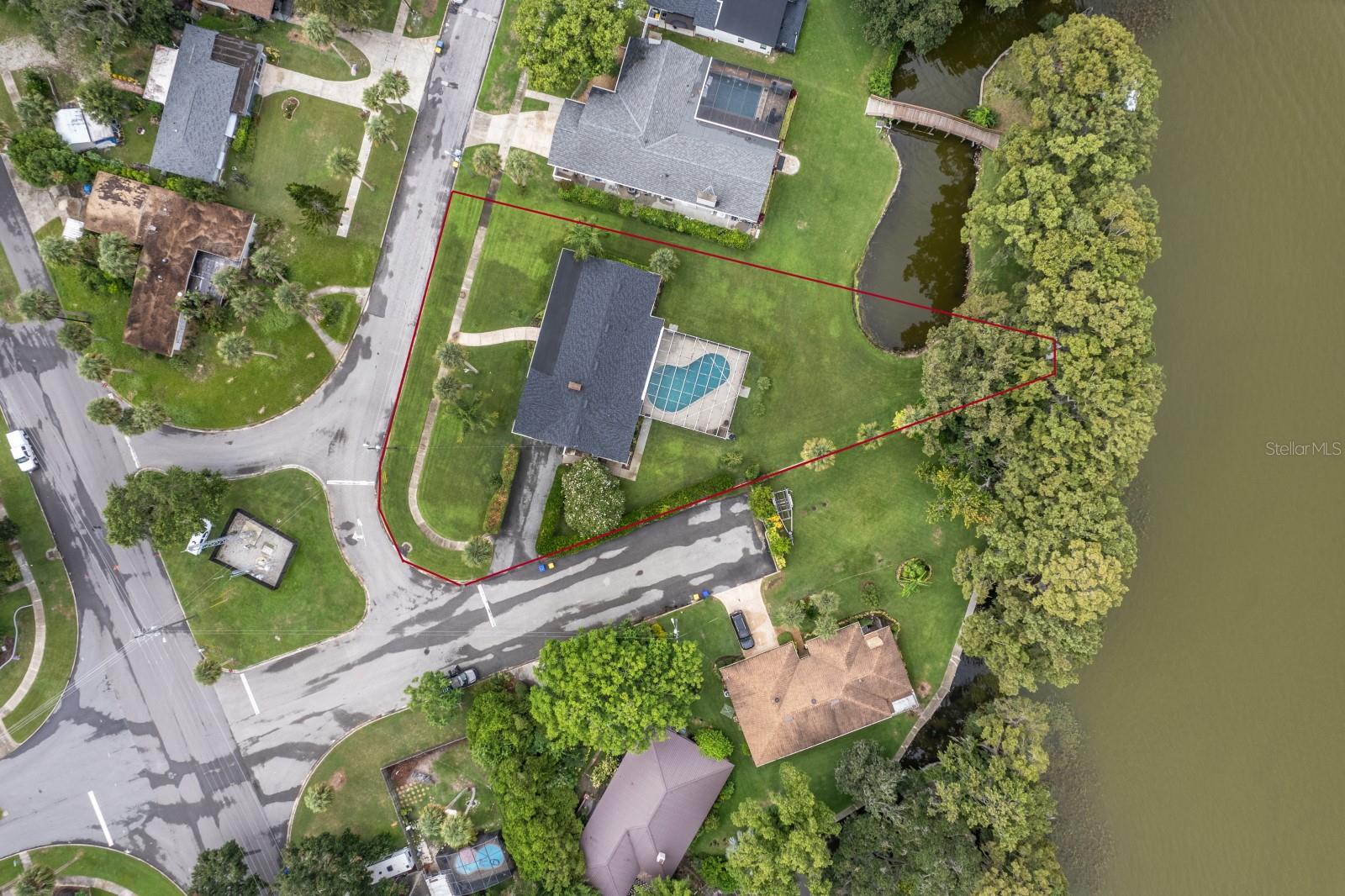 TAVARES LAKEWOOD PARK - Residential