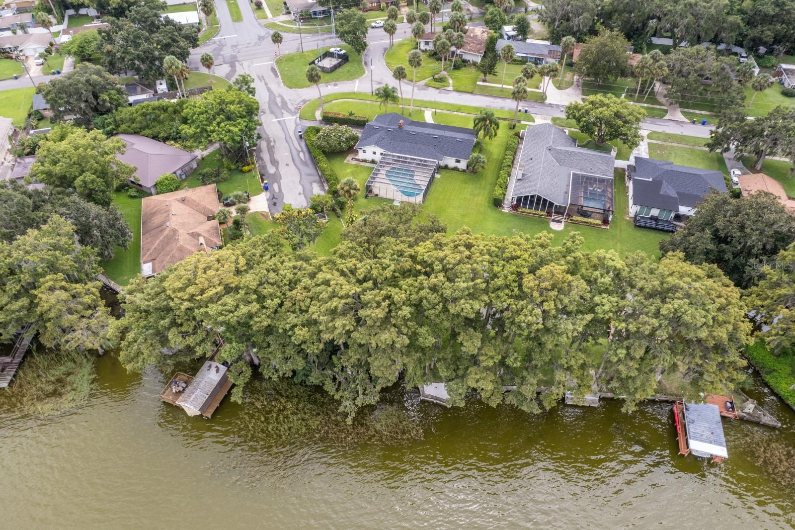 TAVARES LAKEWOOD PARK - Residential