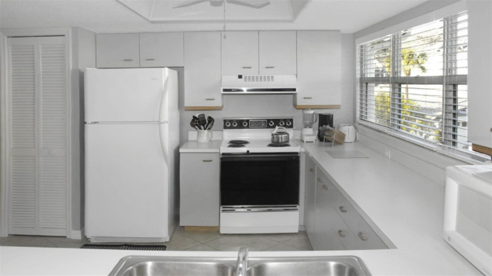GULF & BAY CLUB BAYSIDE - Residential Lease