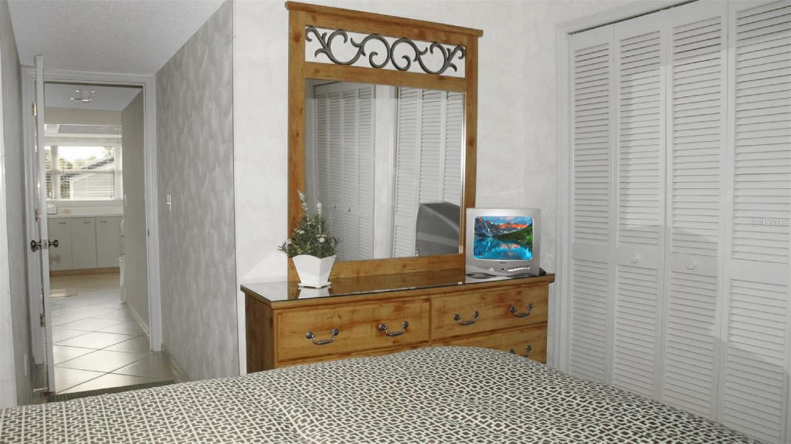 GULF & BAY CLUB BAYSIDE - Residential Lease