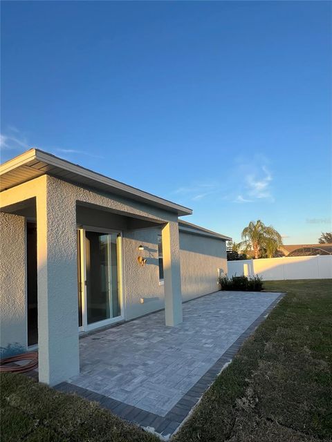 A home in WINTER GARDEN