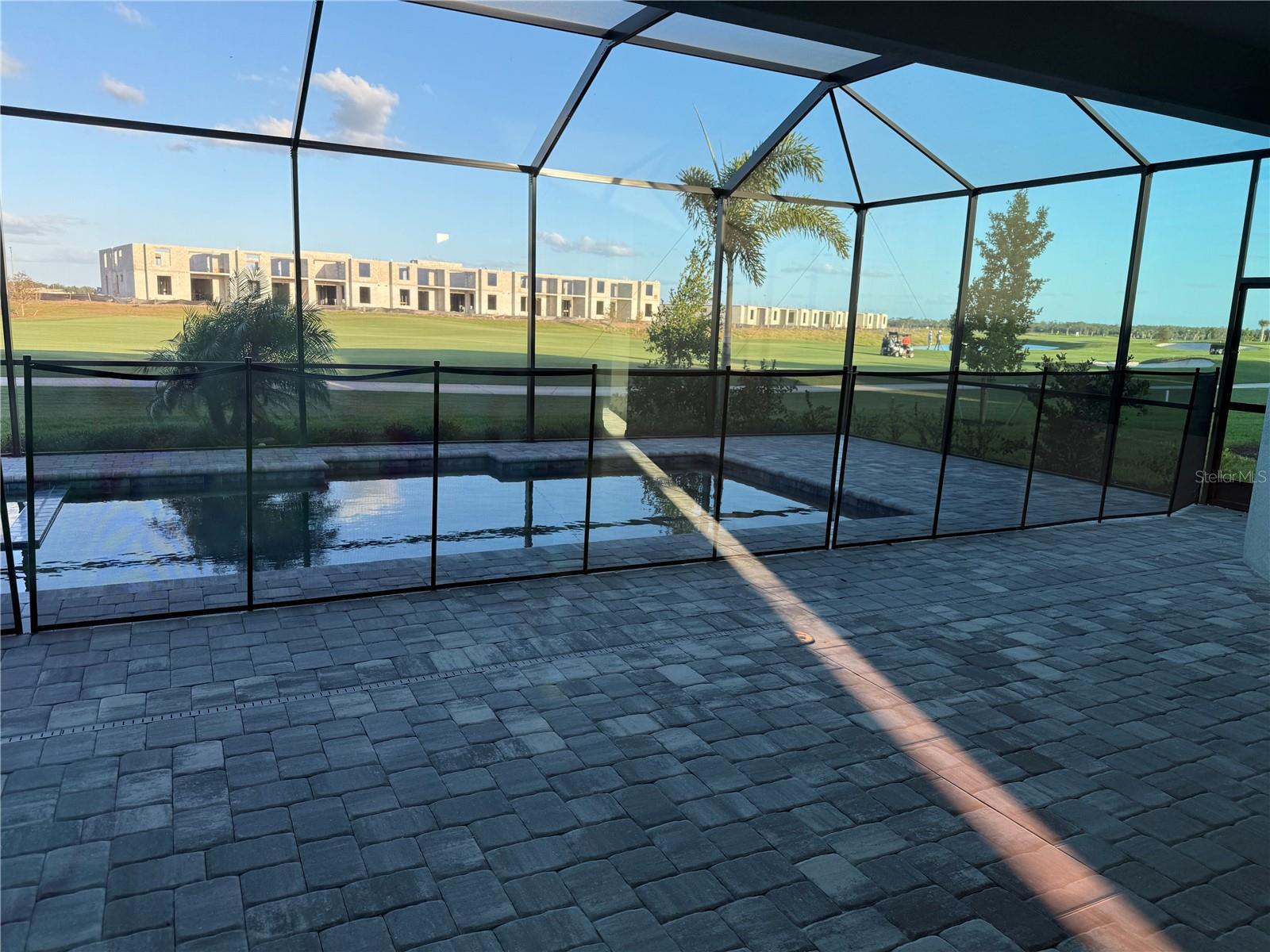 CALUSA COUNTRY CLUB - Residential Lease