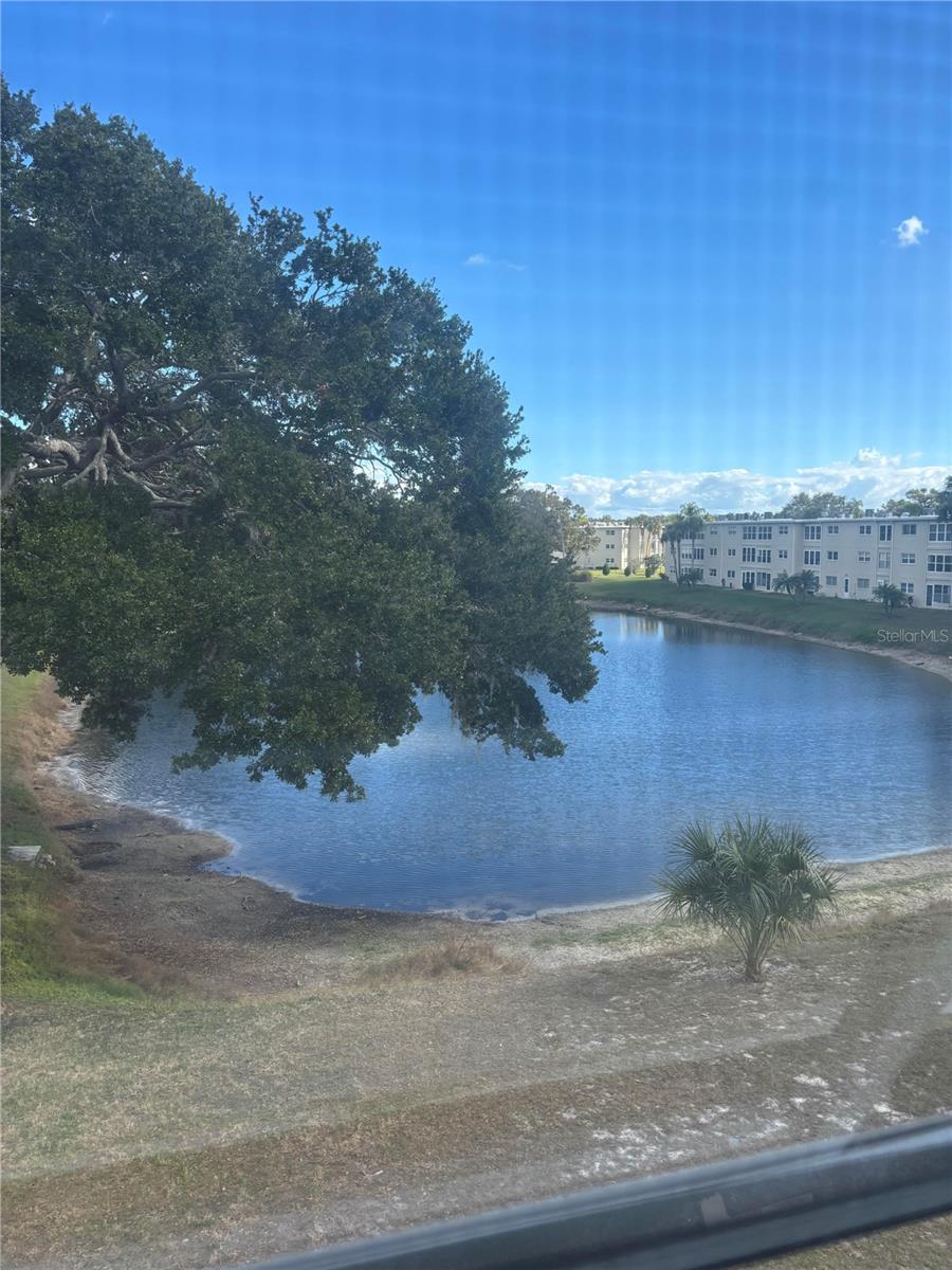 HEATHER HILL APTS - Residential