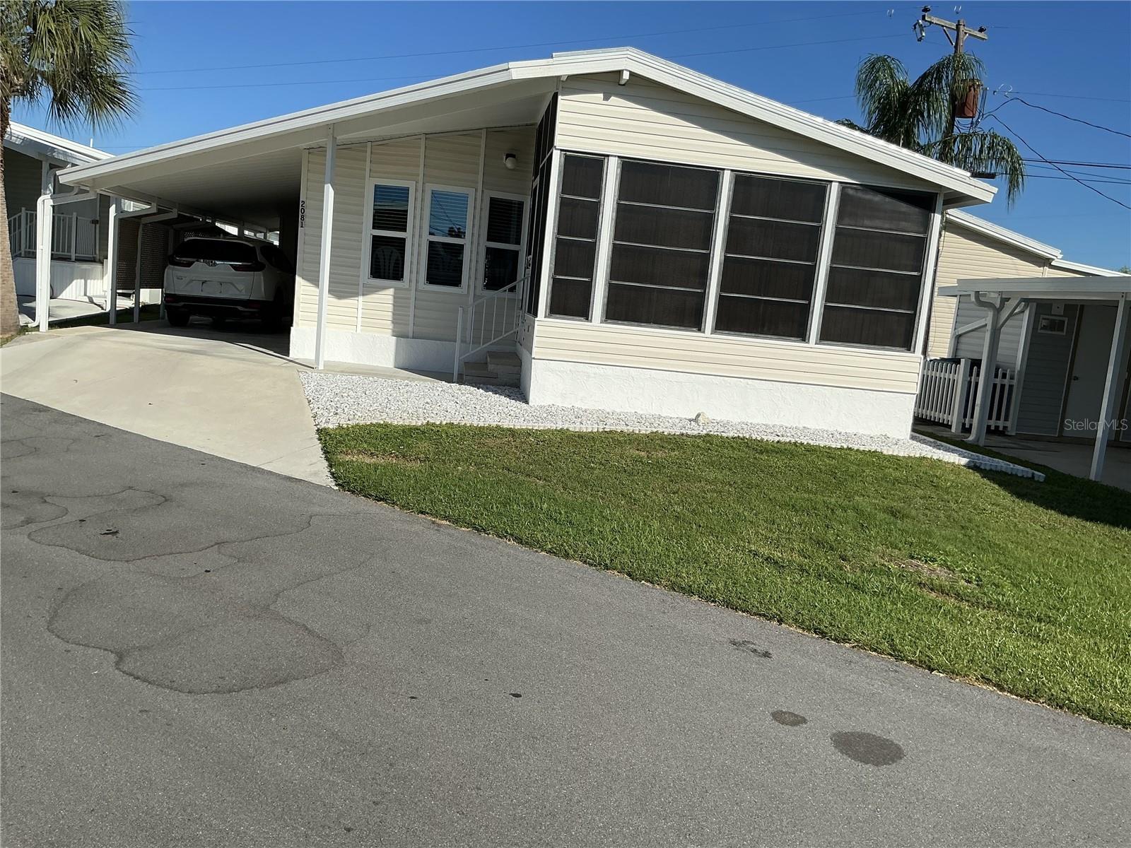 2 Bedrooms, 2 Baths, FL 34231