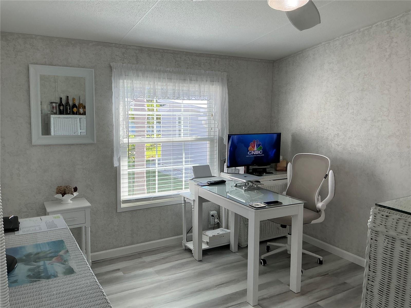 MOBILE ESTATES - Residential