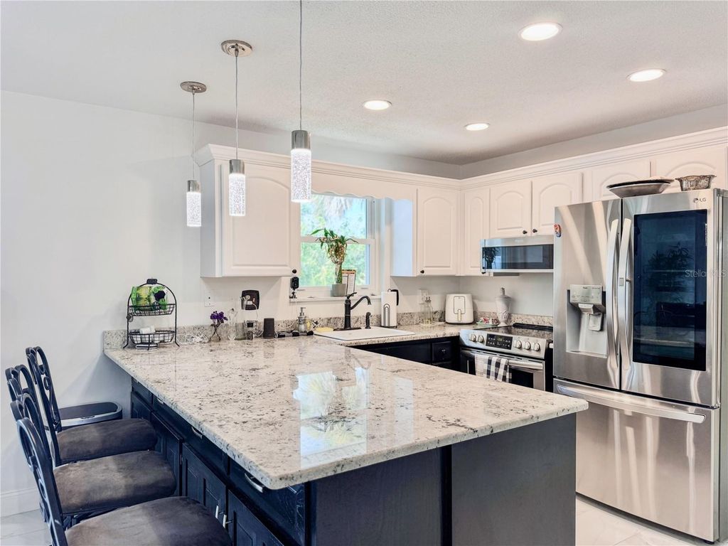 Photo of 39 Surfside Drive, Ormond Beach, FL 32176 (MLS # G5100873)