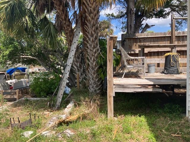 SLEEPY LAGOON - Residential