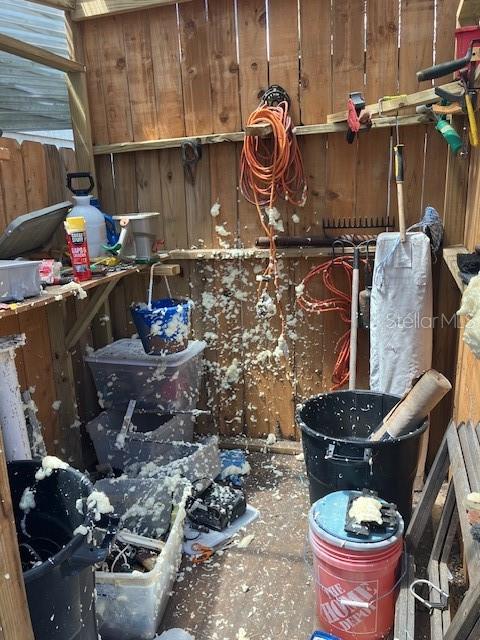 SLEEPY LAGOON - Residential