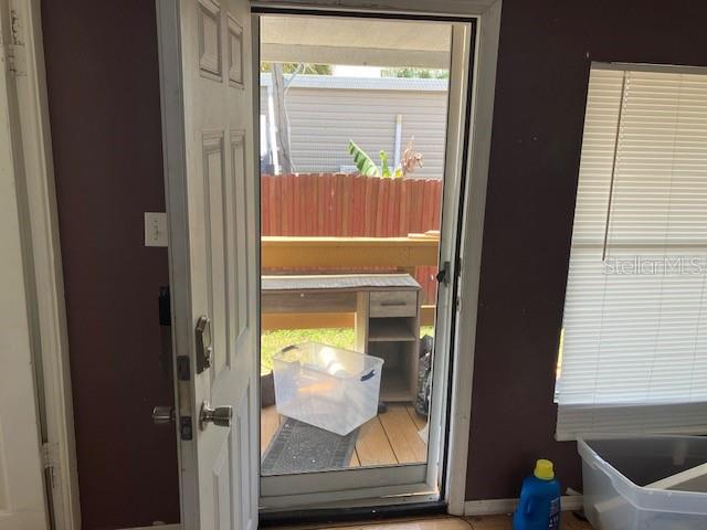 SLEEPY LAGOON - Residential