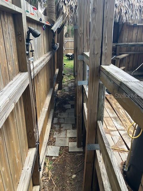 SLEEPY LAGOON - Residential