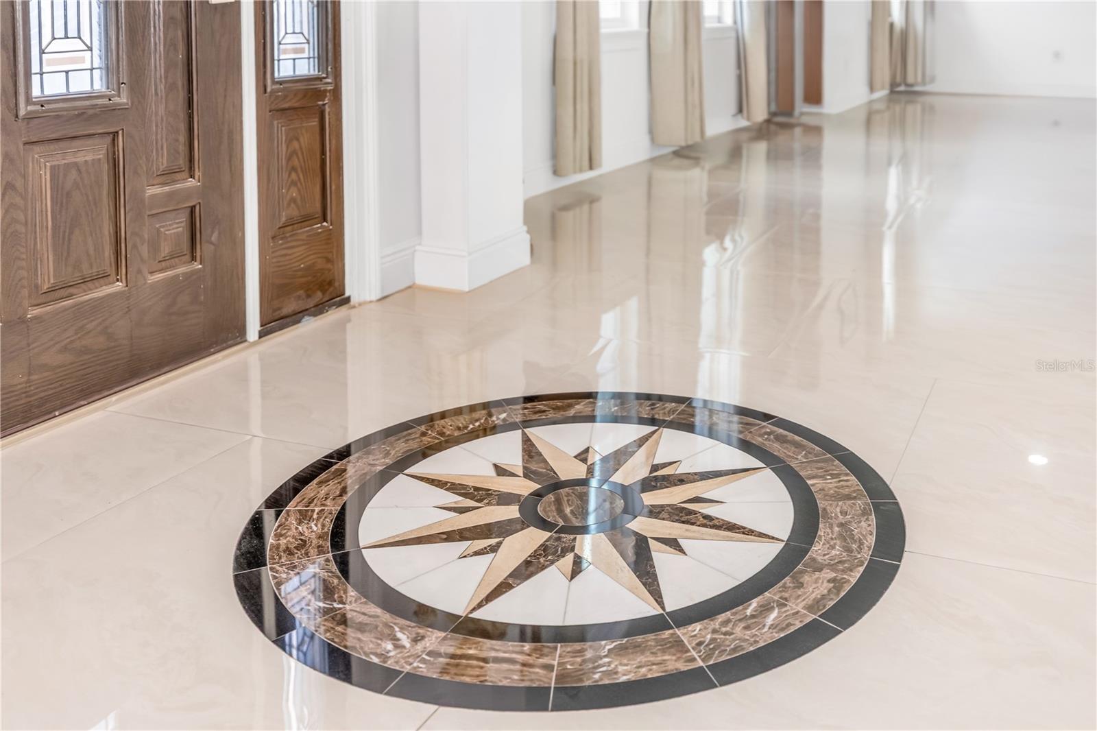 WEDGEFIELD - Residential