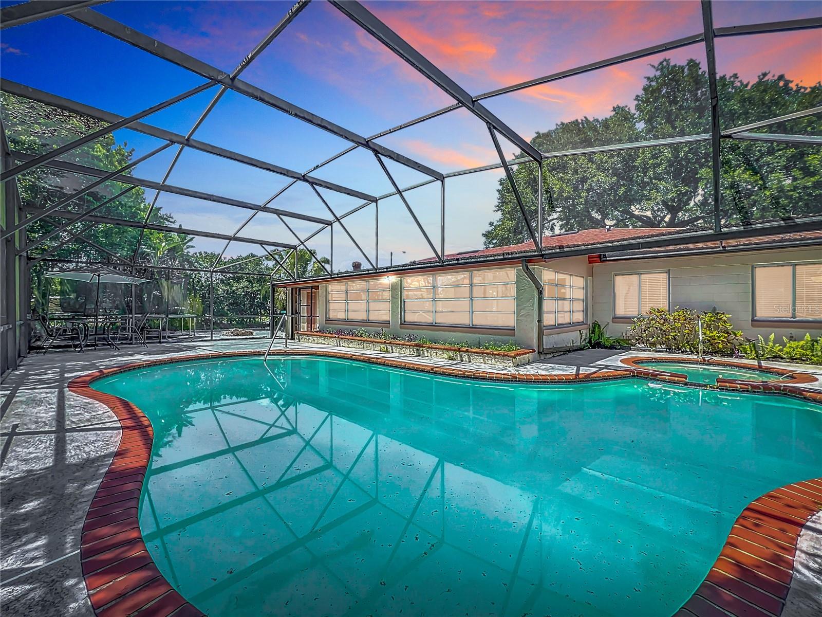 8346 MATTITUCK CIRCLE