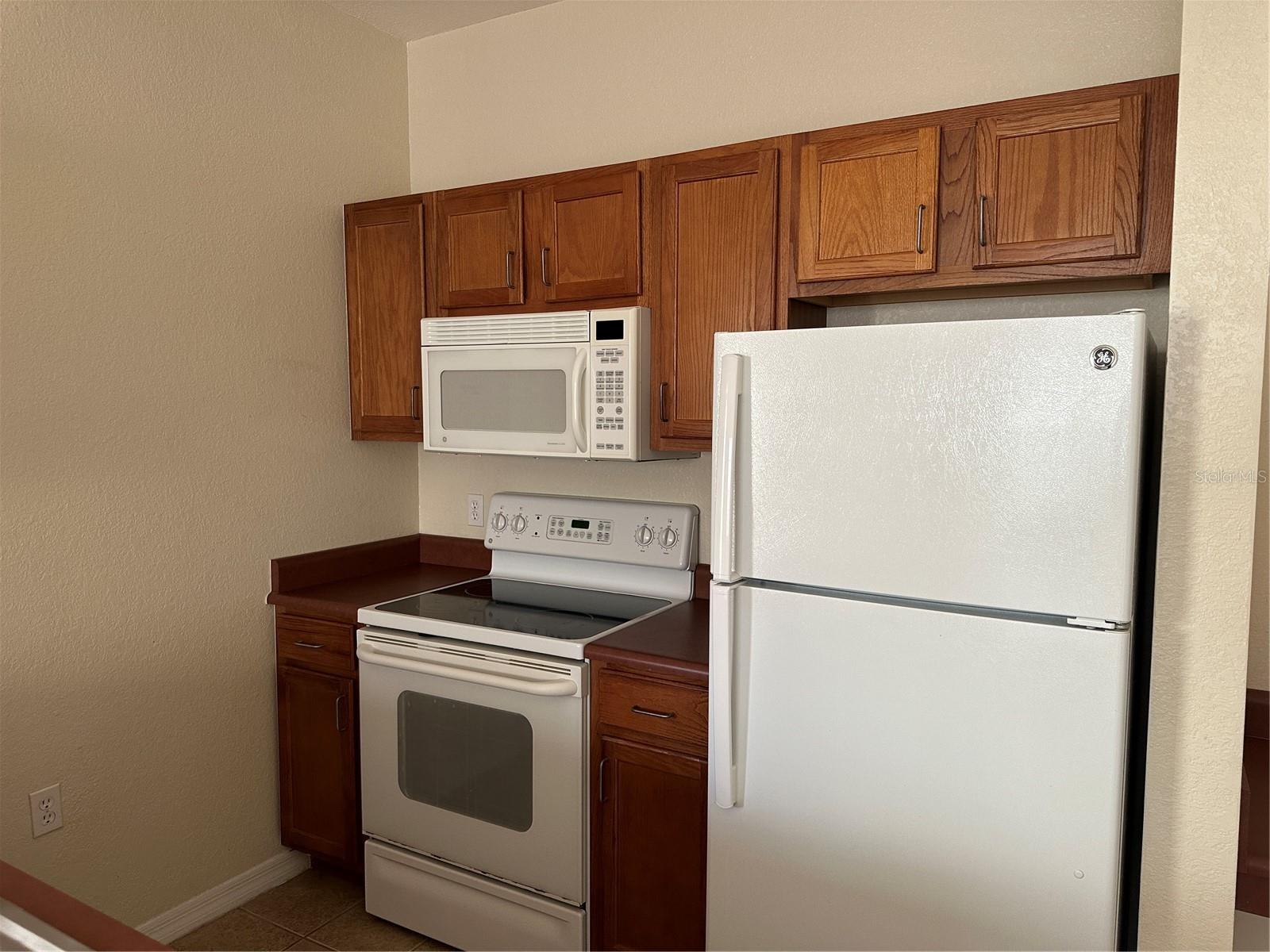 VILLA VALENCIA - Residential Lease