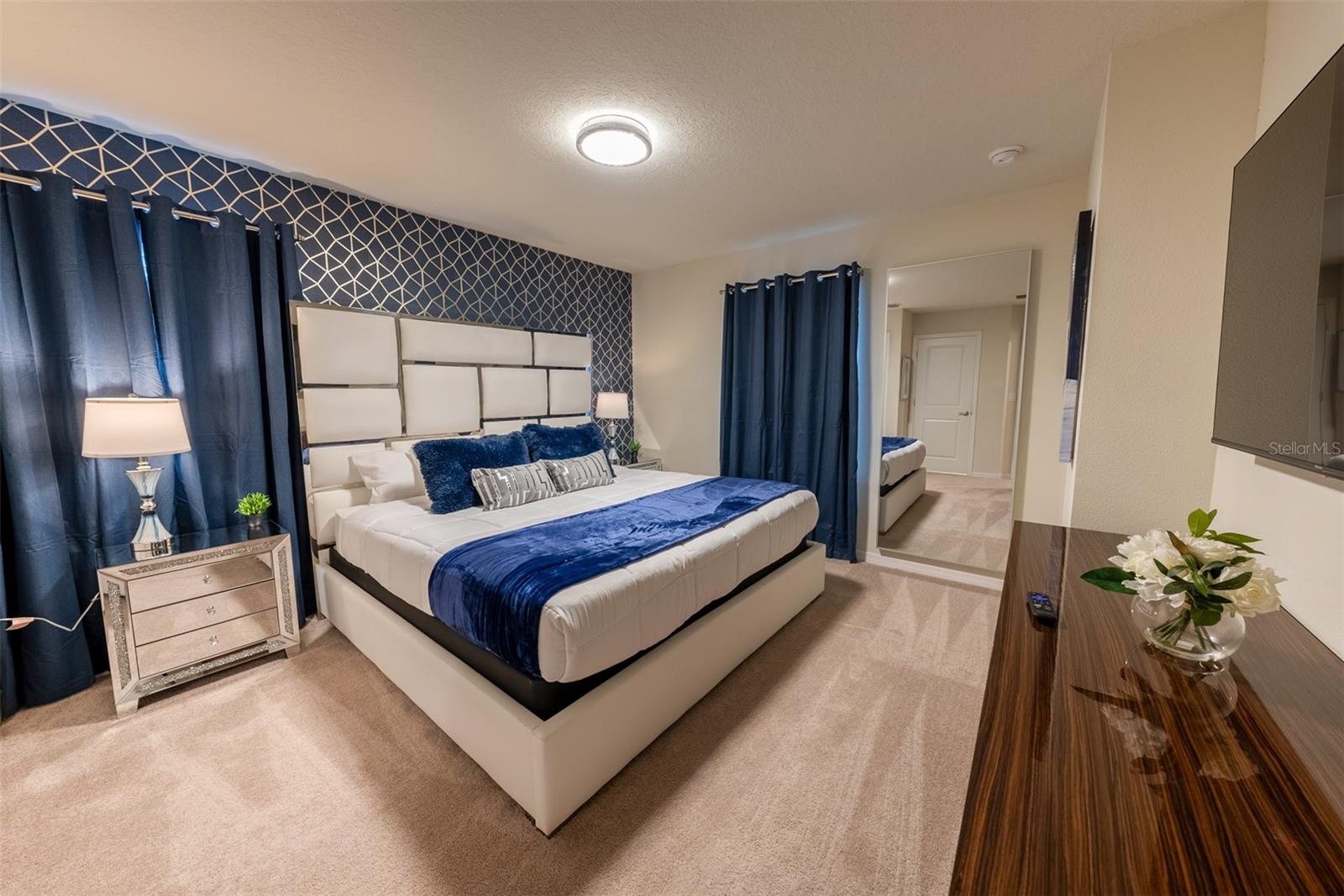 WINDSOR ISLAND RESIDENCE PH 3 - Residential