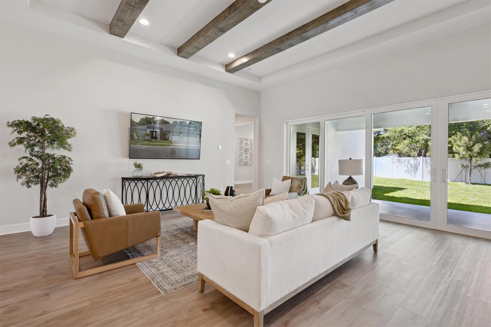 CRESTWOOD ESTATES - Residential
