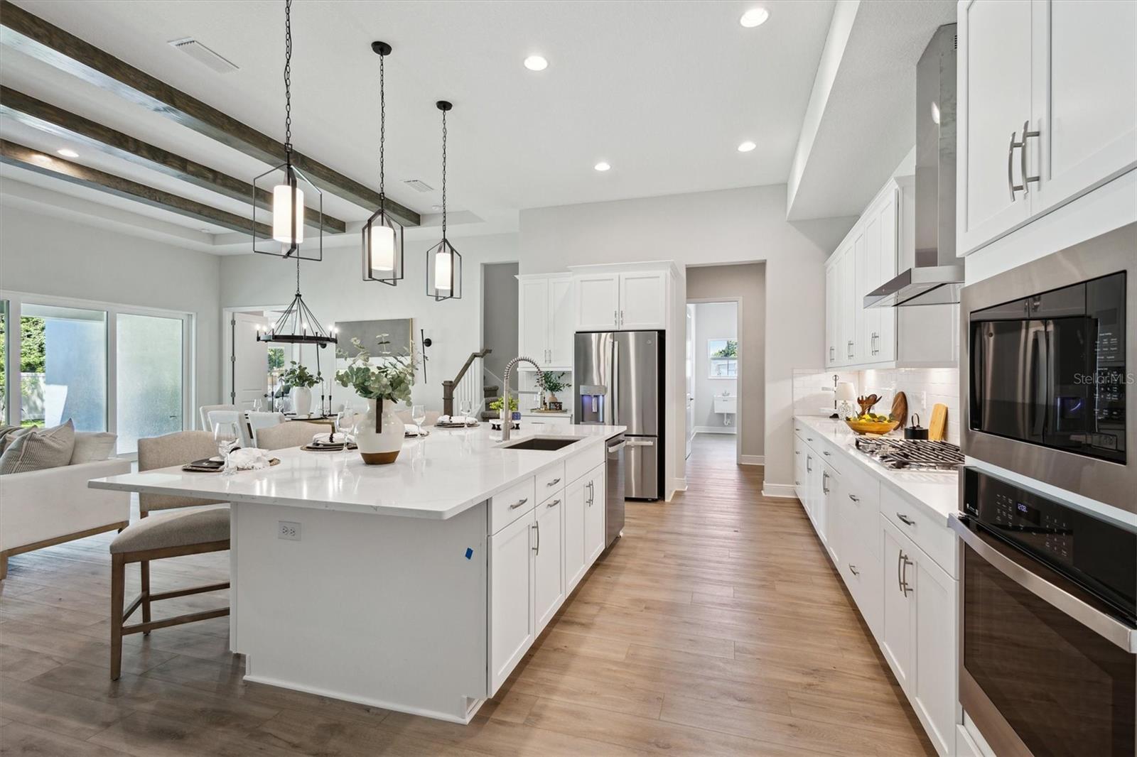 CRESTWOOD ESTATES - Residential