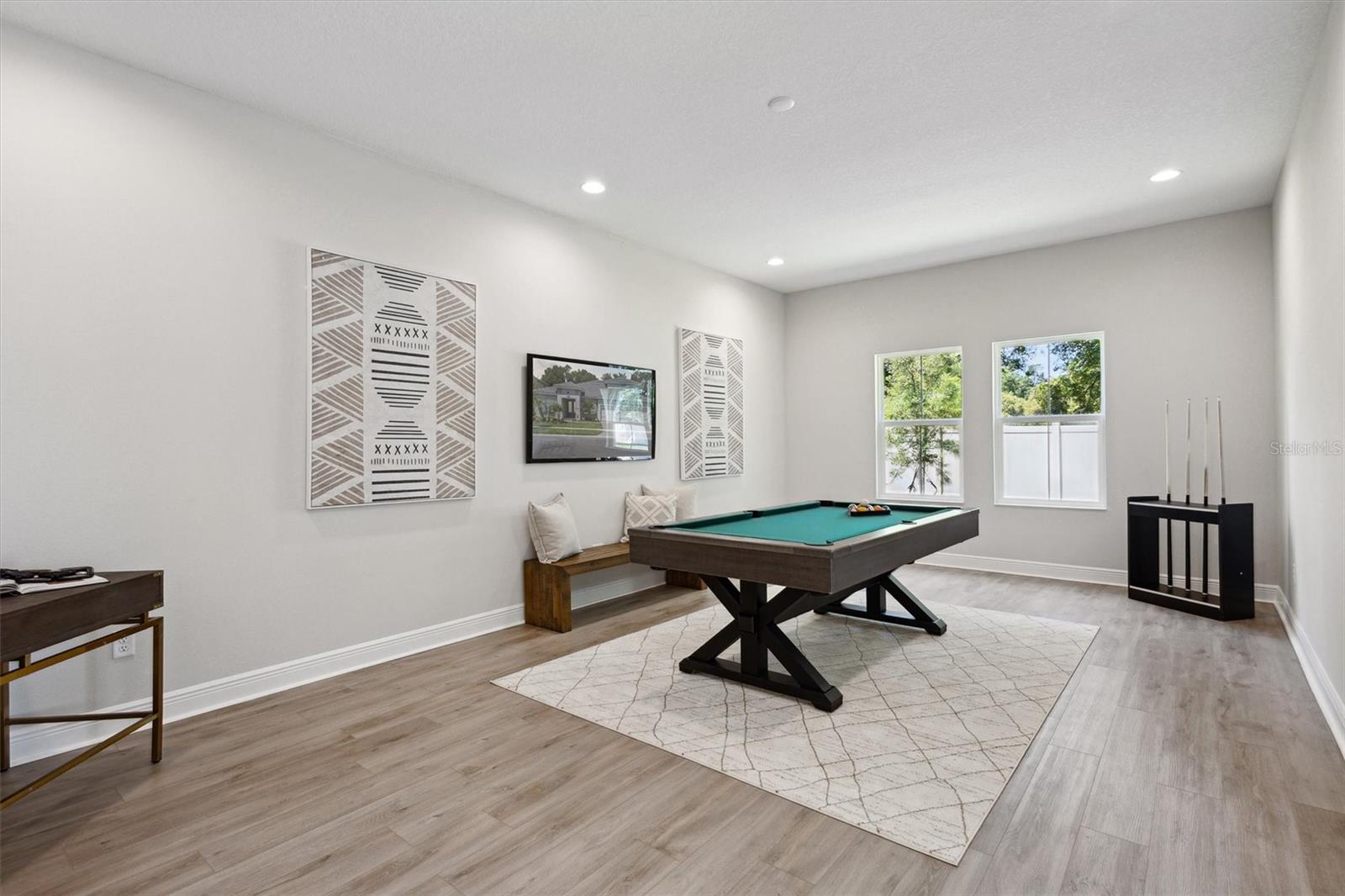 CRESTWOOD ESTATES - Residential
