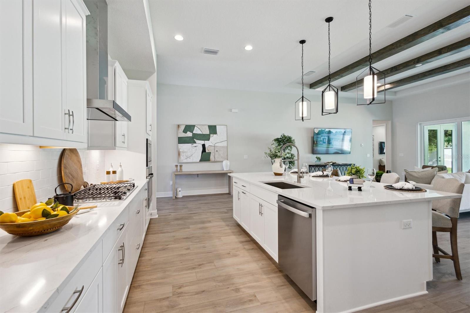 CRESTWOOD ESTATES - Residential
