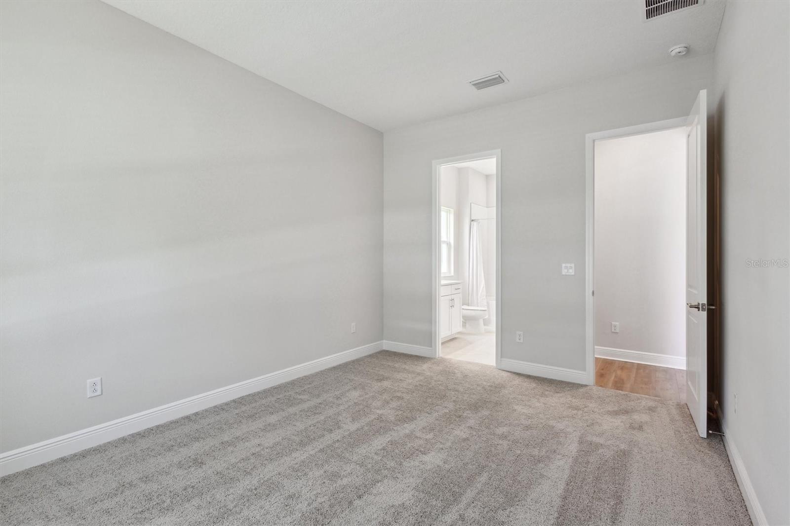 CRESTWOOD ESTATES - Residential