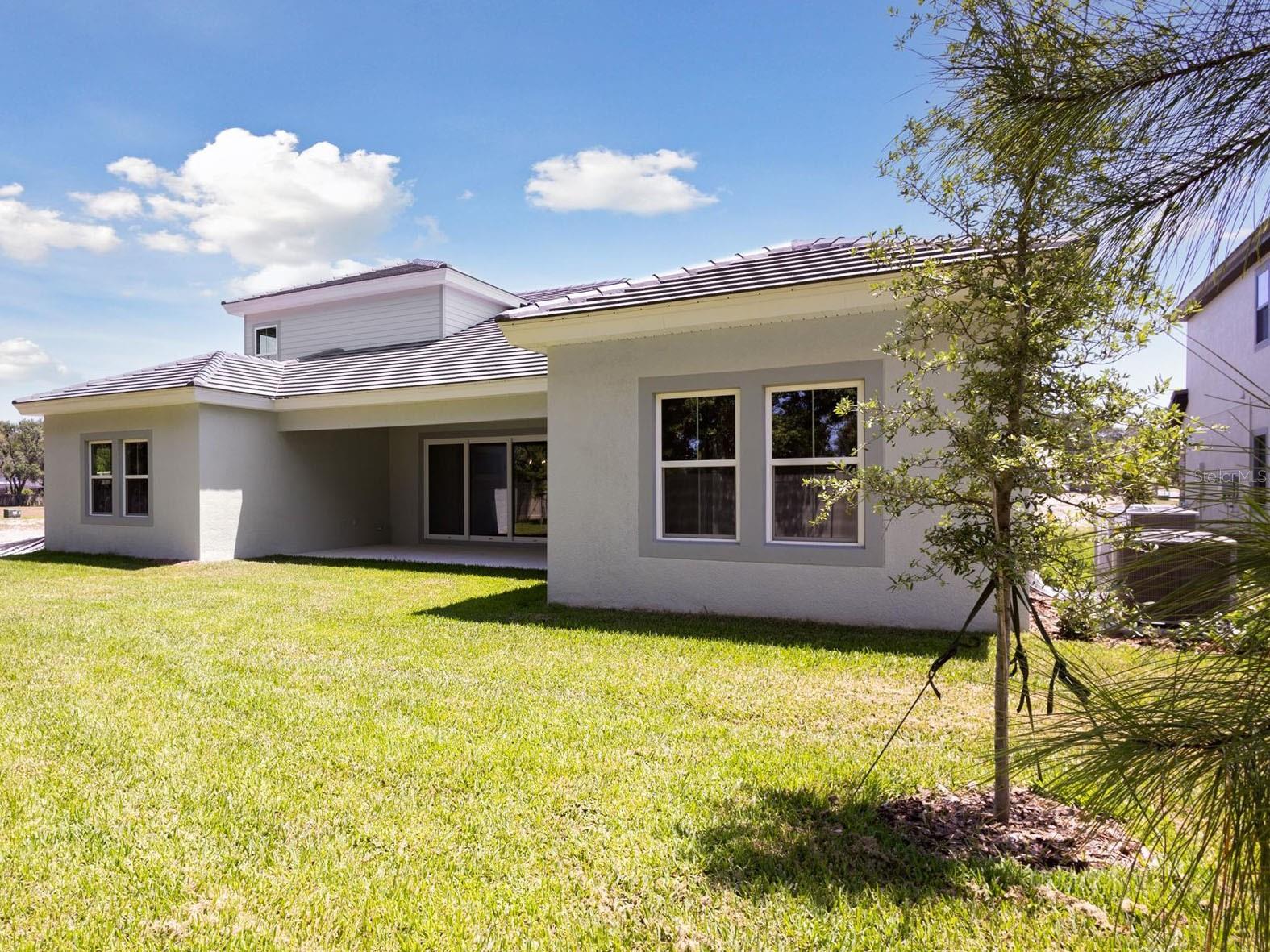 CRESTWOOD ESTATES - Residential