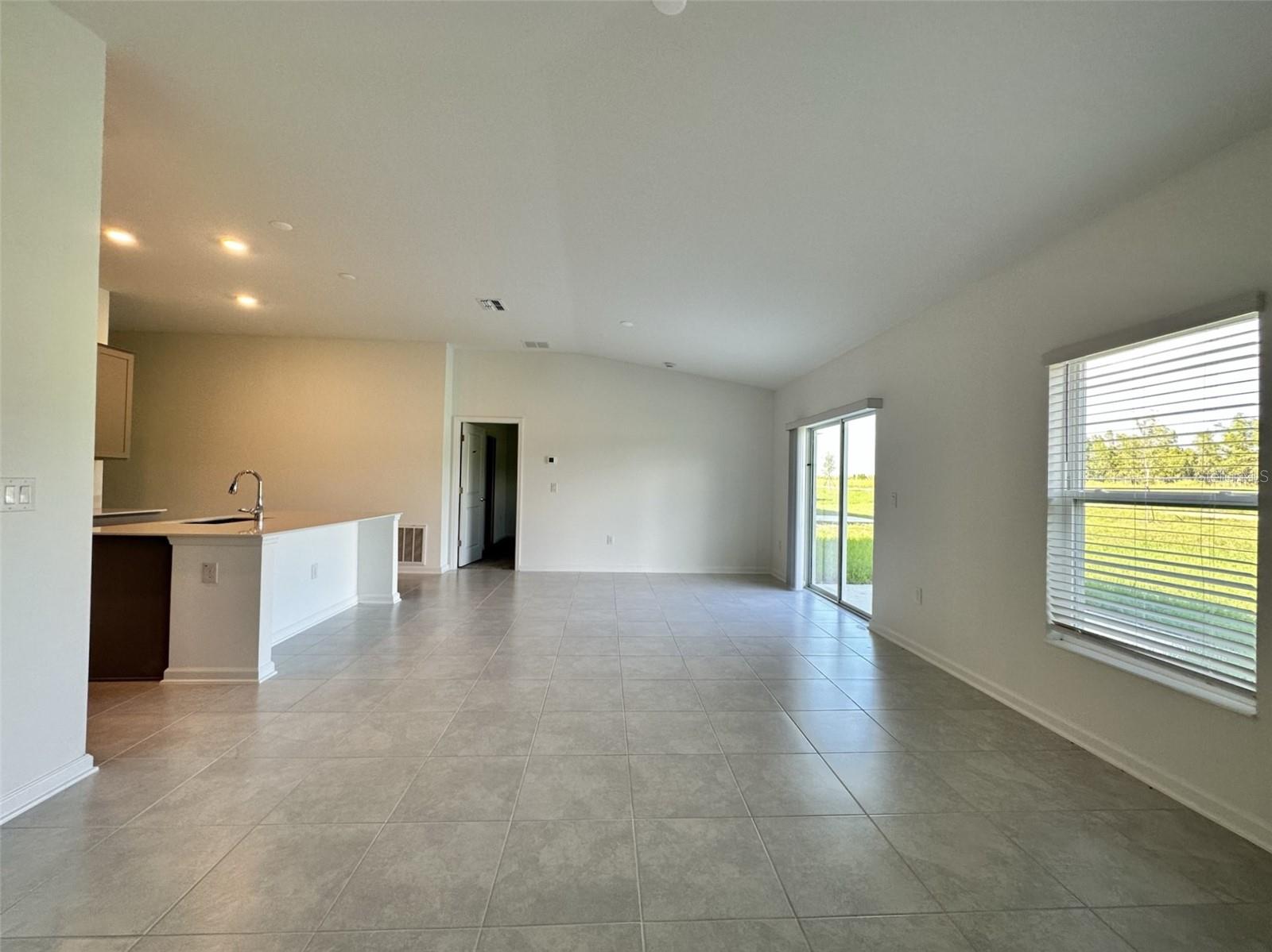 CASCADES PH IA & IB - Residential Lease