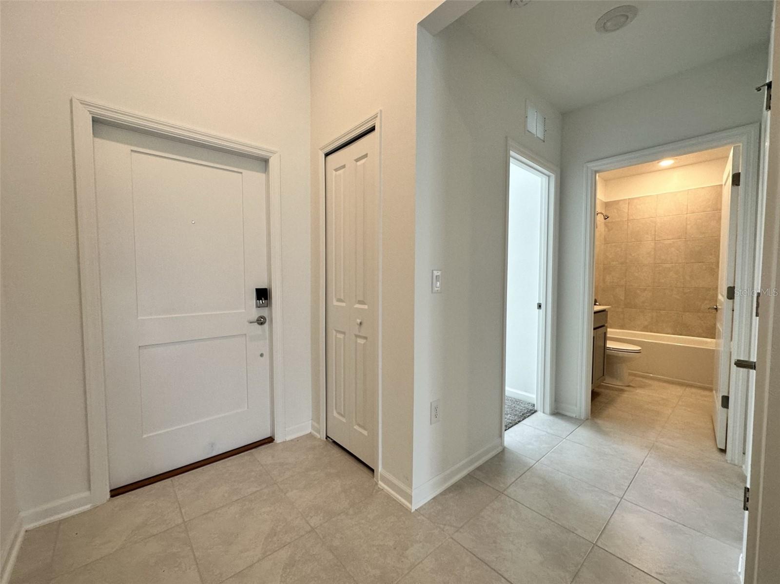 CASCADES PH IA & IB - Residential Lease