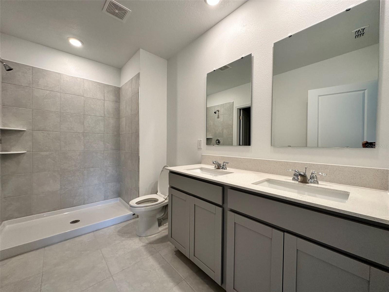 CASCADES PH IA & IB - Residential Lease