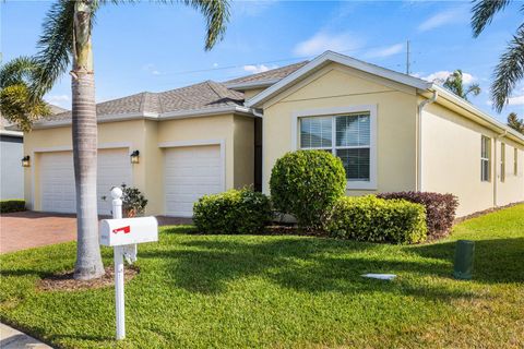 A home in WINTER HAVEN