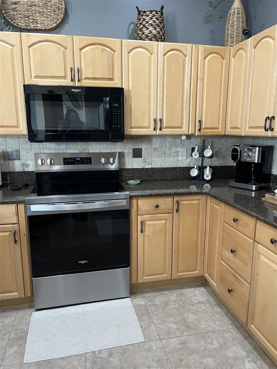 BEACON WOODS VILLAGE - Residential