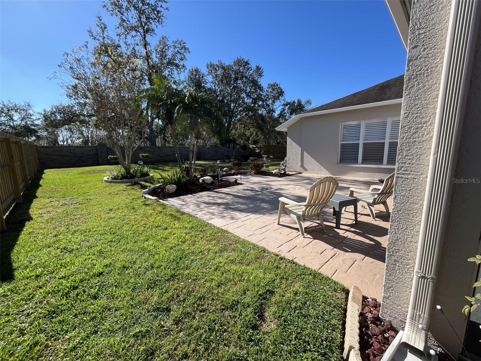 BEACON WOODS VILLAGE - Residential