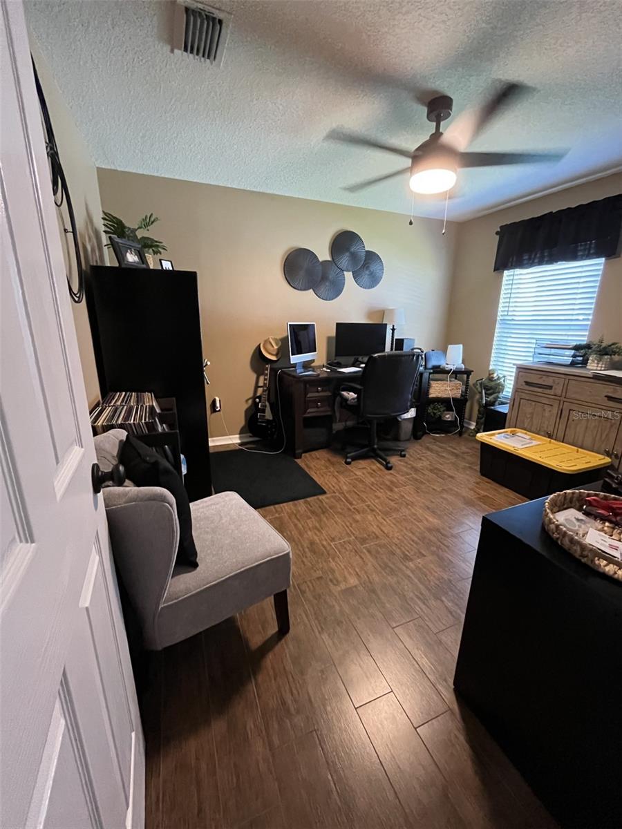 BEACON WOODS VILLAGE - Residential