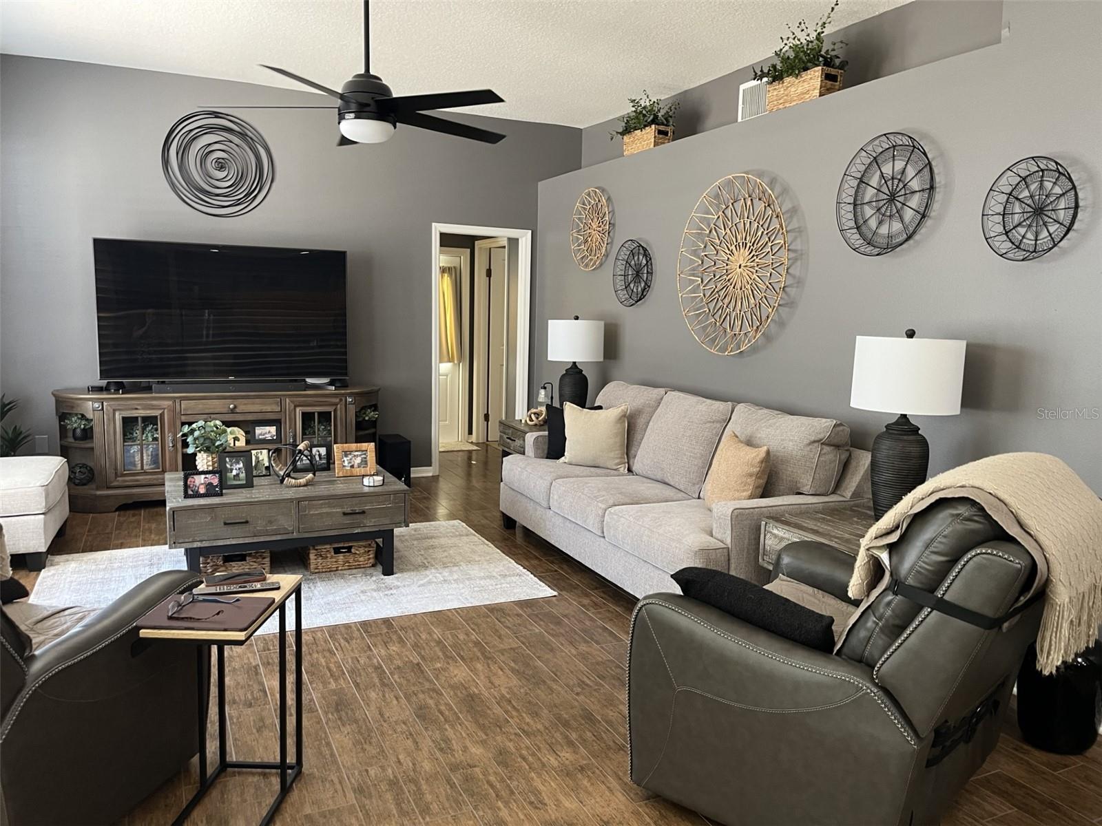 BEACON WOODS VILLAGE - Residential