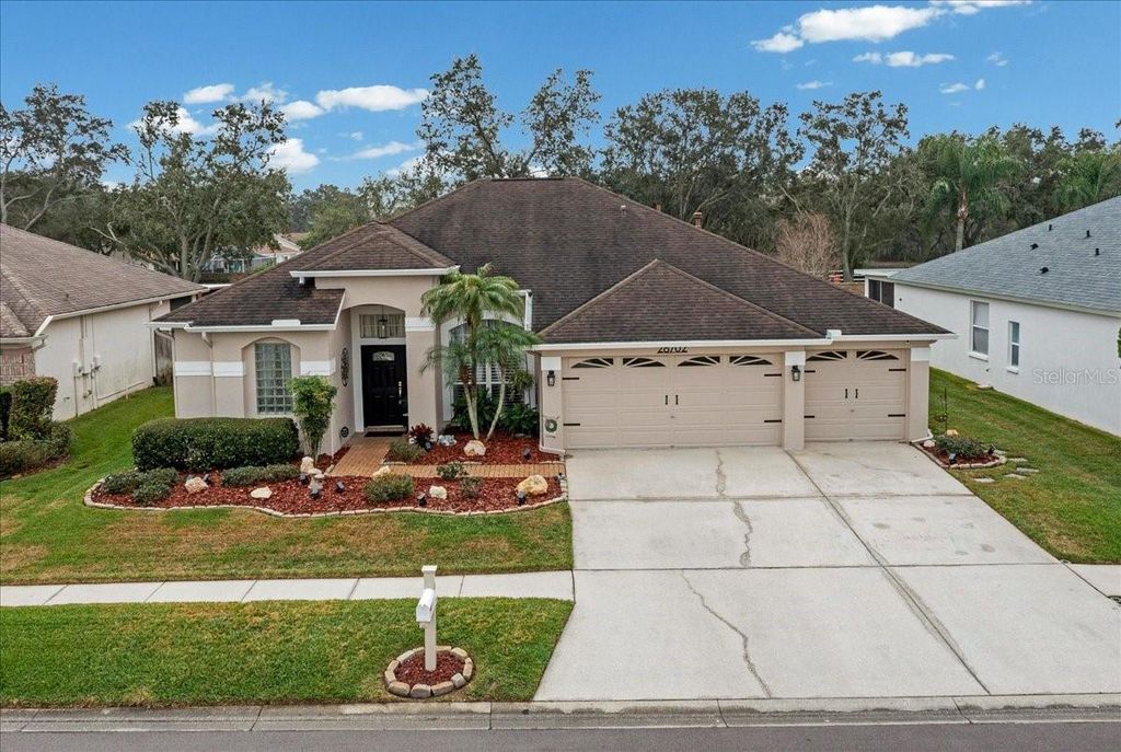 Photo of 28702 Crooked Stick Court, Wesley Chapel, FL 33543 (MLS # OM715696)
