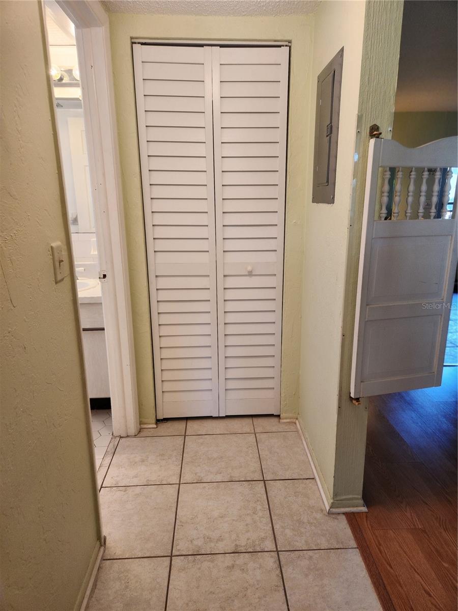 GREEN DOLPHIN PARK CONDO - Residential