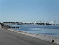 GREEN DOLPHIN PARK CONDO - Residential