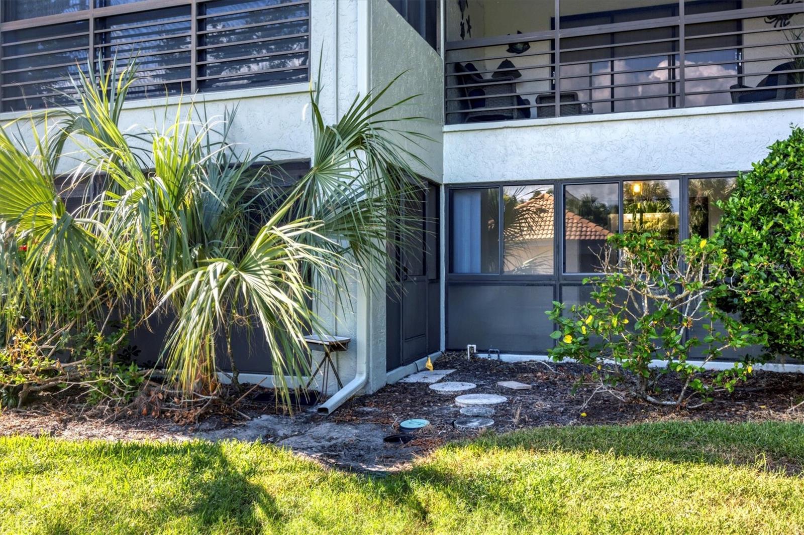 UNIT 102 INLETS CARRIAGE HOMSE A - Residential