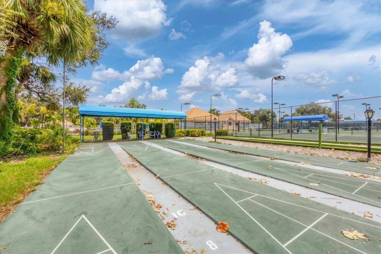 UNIT 102 INLETS CARRIAGE HOMSE A - Residential