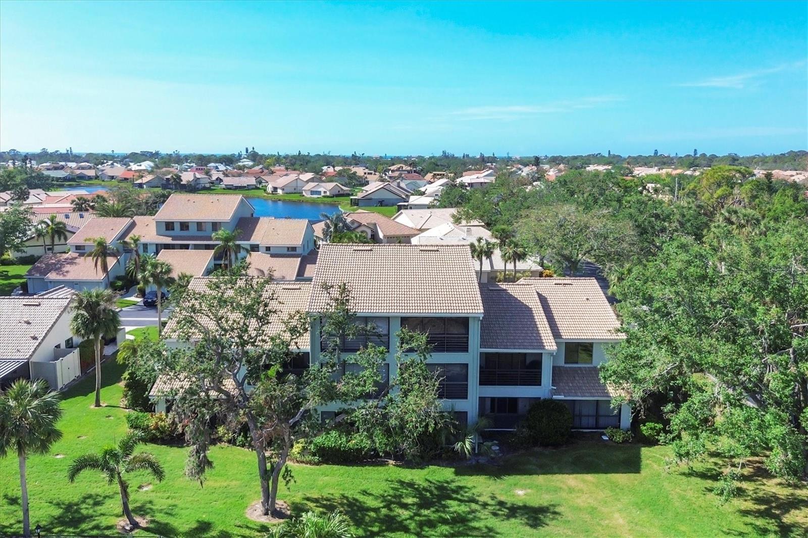 UNIT 102 INLETS CARRIAGE HOMSE A - Residential