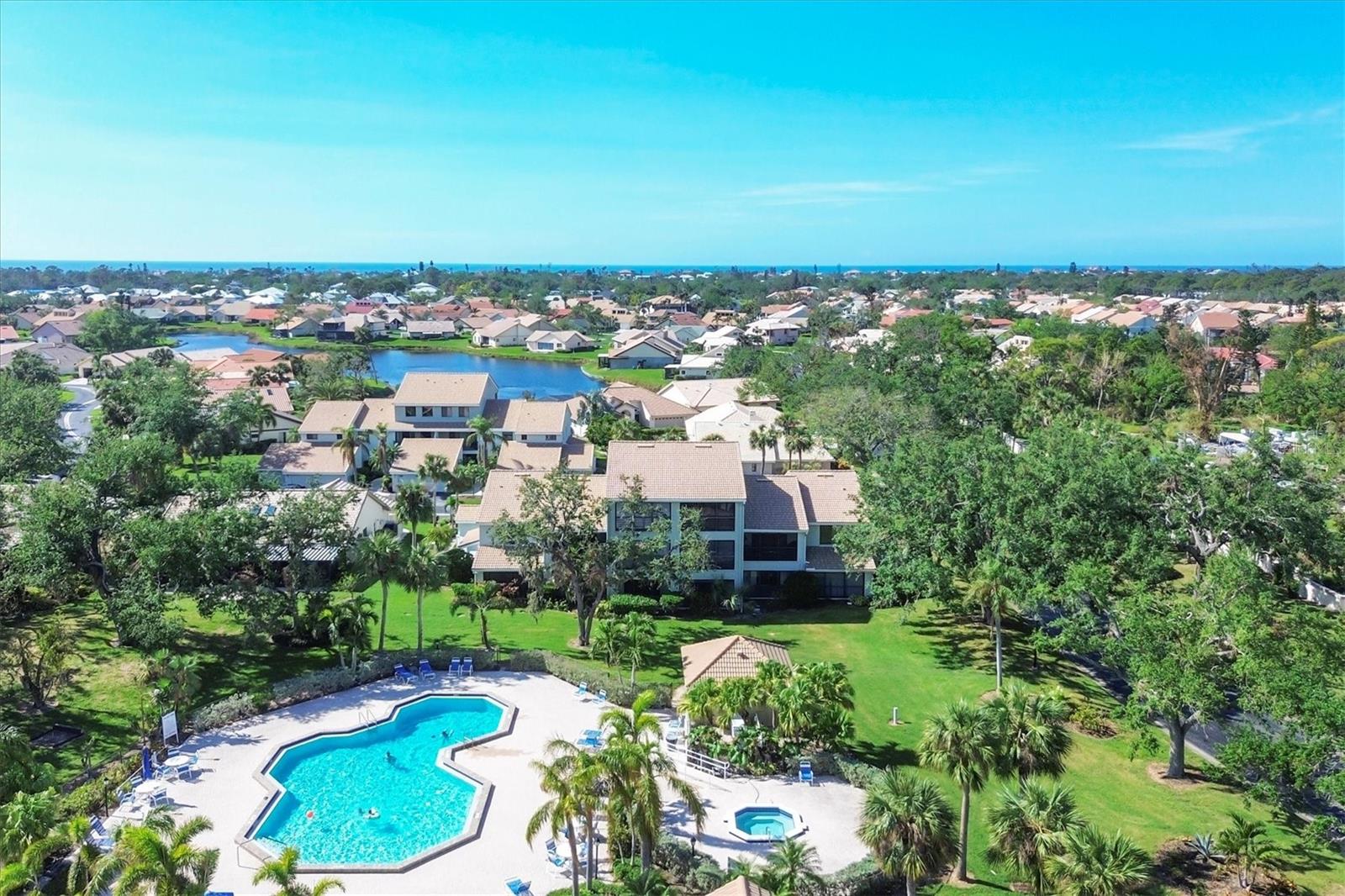 UNIT 102 INLETS CARRIAGE HOMSE A - Residential