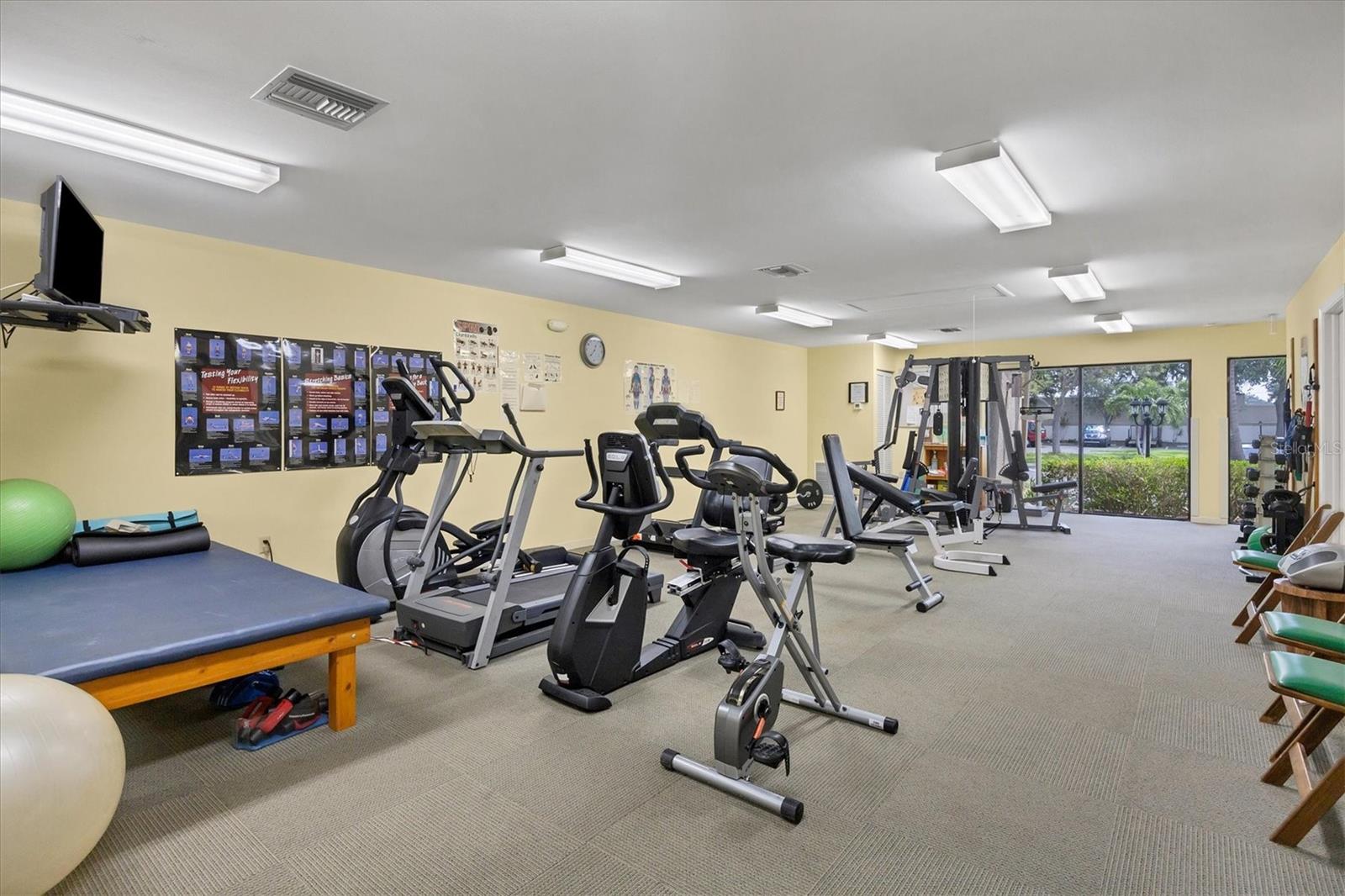 UNIT 102 INLETS CARRIAGE HOMSE A - Residential